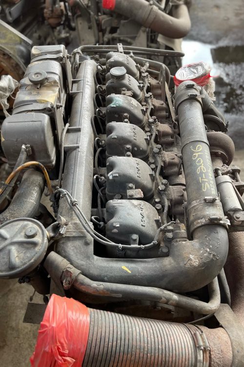 MAN D2566 engine