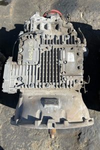 NISSAN UD ATO2612D GEARBOX